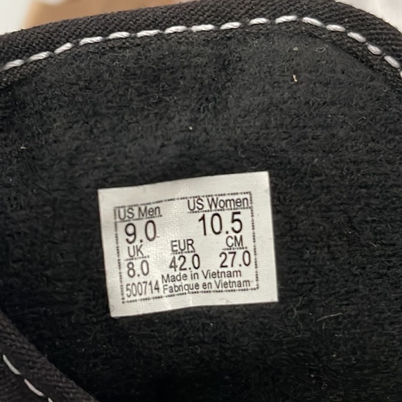 !!!SOLD!!! Black Vans - Picture 3 of 3